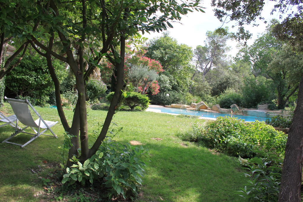 La Bousquatiere Bed & Breakfast Piolenc Ngoại thất bức ảnh