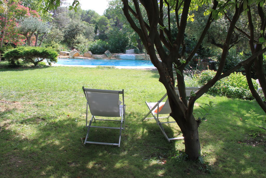 La Bousquatiere Bed & Breakfast Piolenc Ngoại thất bức ảnh